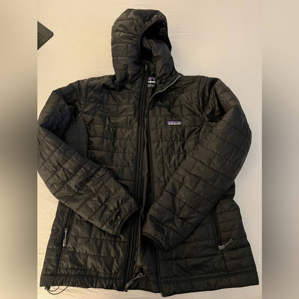 Patagonia padded jacket with hood